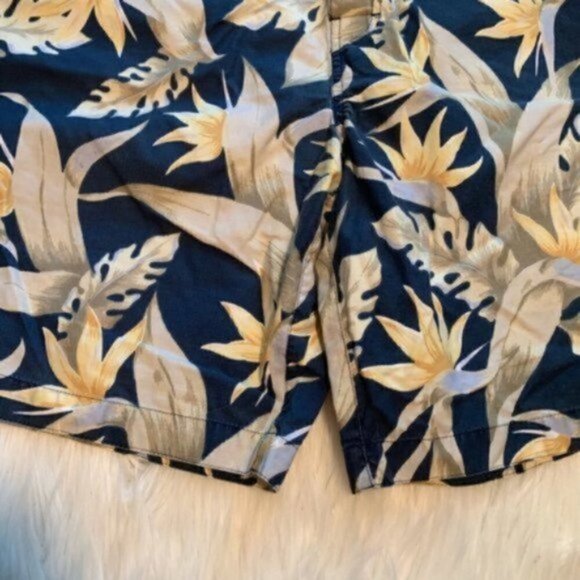 Nautica Swim Trunks Navy Blue Yellow Floral - Picture 3 of 7